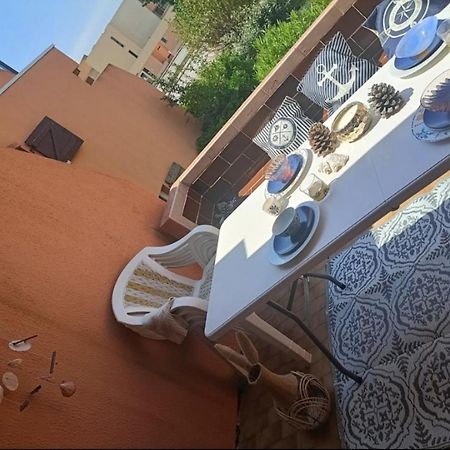 Appartement " Le Grand Bleu " A 3 Min De La Plage La Londe-les-Maures Buitenkant foto